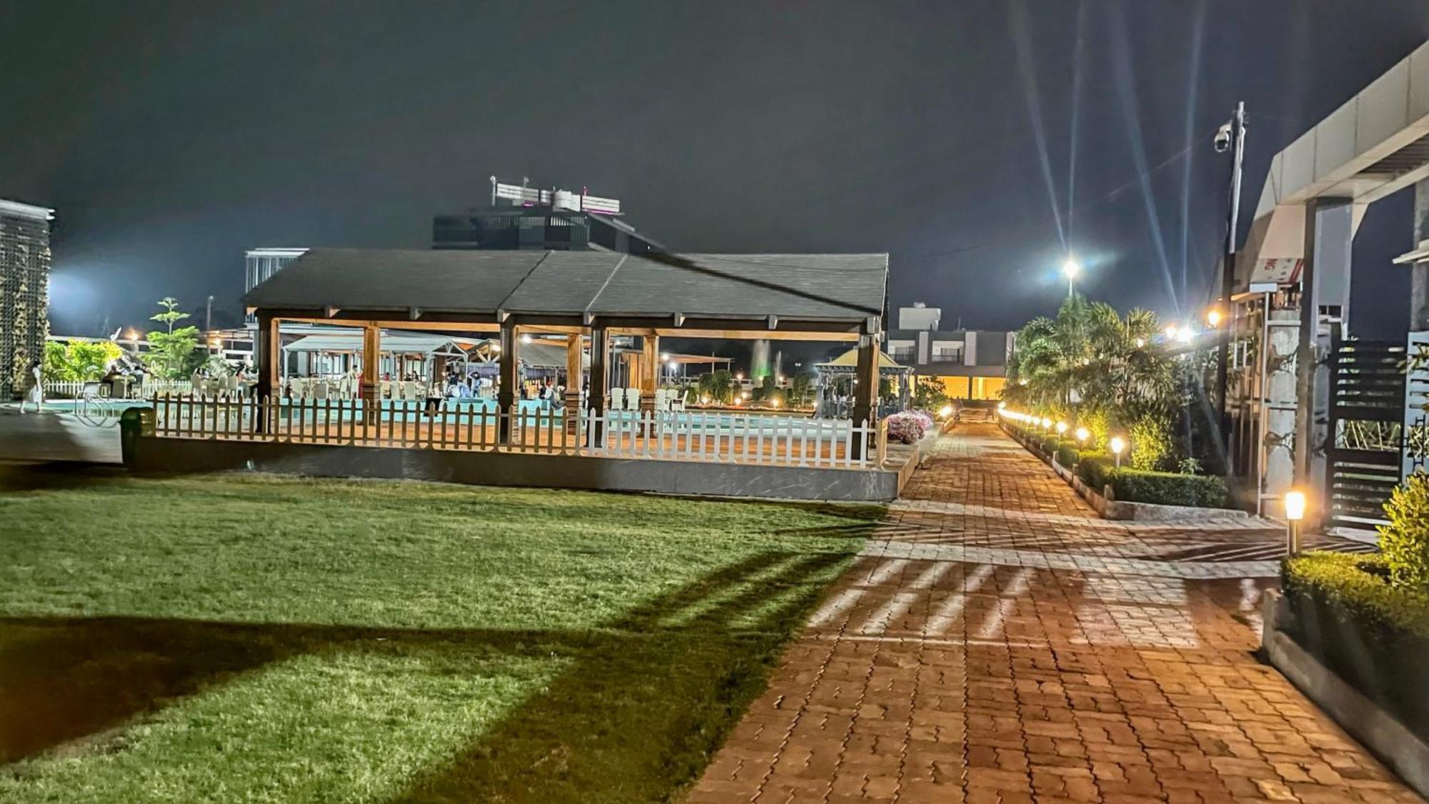 Rātu Kanke Resort מראה חיצוני תמונה